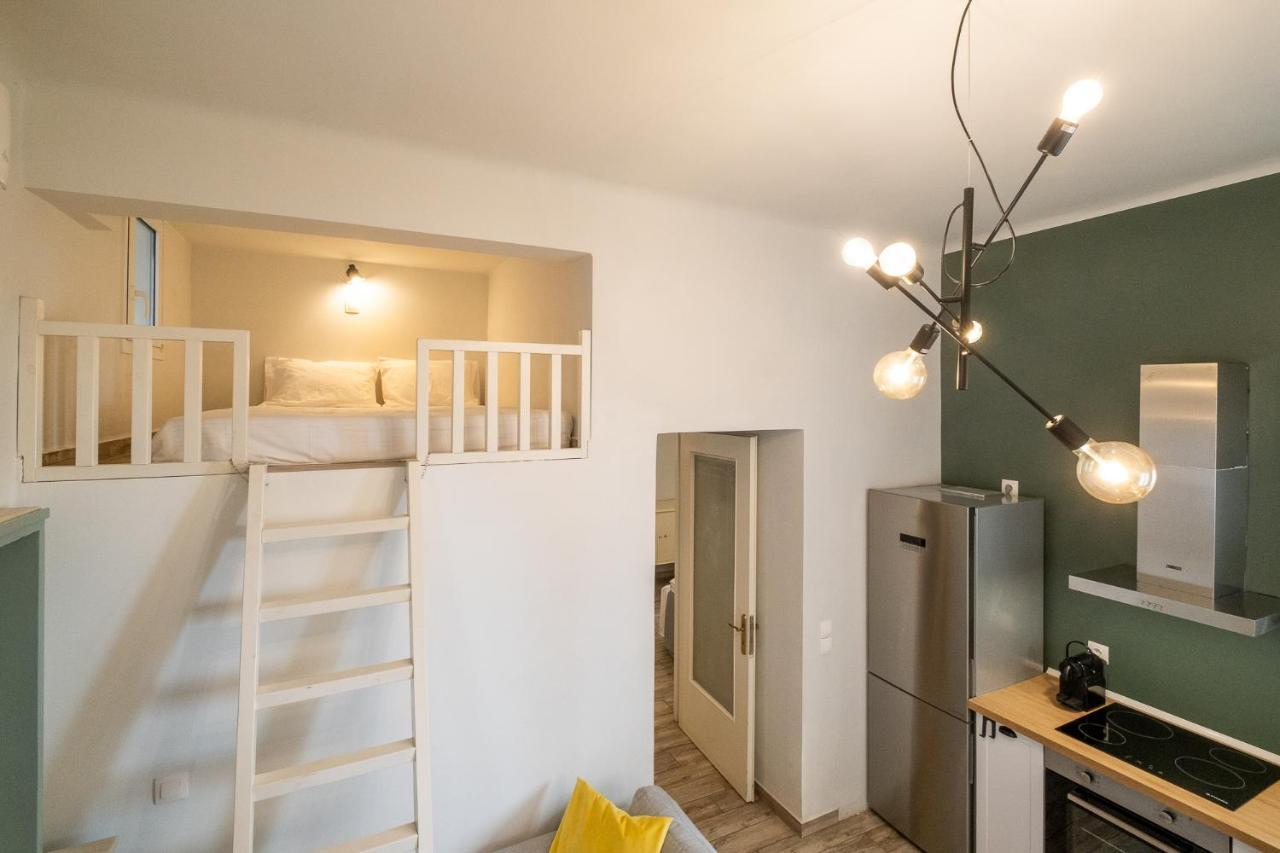 Central5 Boutique Apartments With Common Garden Next To Metro Athen Eksteriør billede