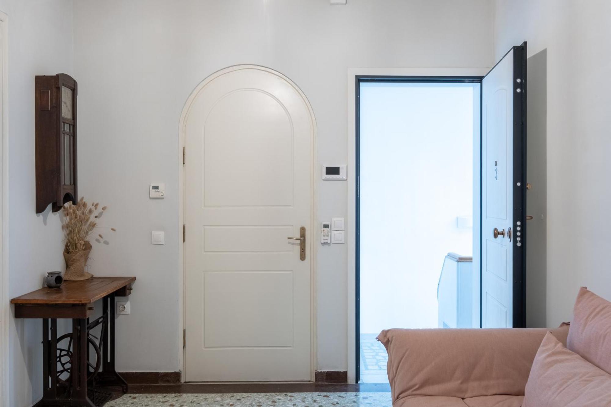 Central5 Boutique Apartments With Common Garden Next To Metro Athen Eksteriør billede